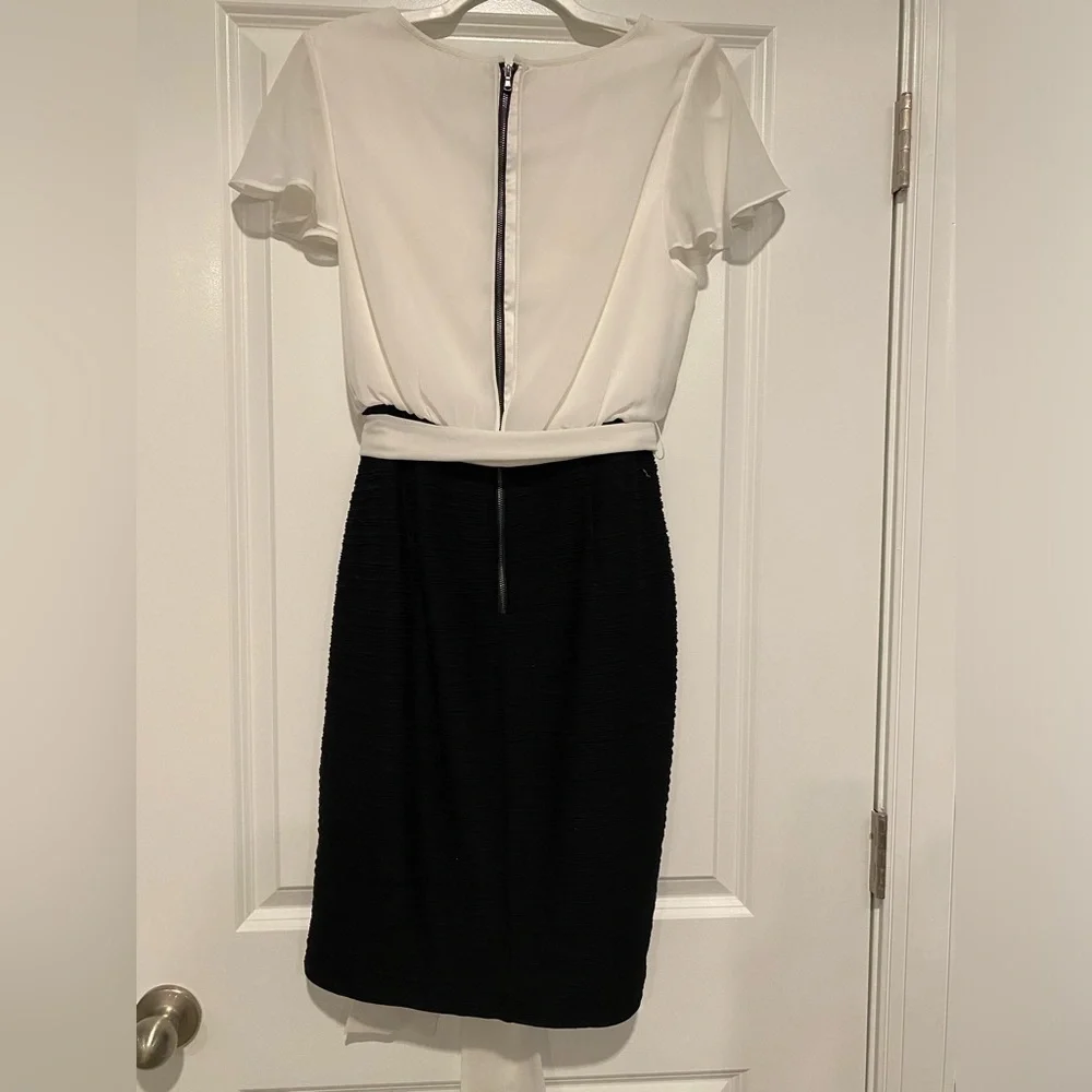 Maeve short sleeve dress with white sheer flutter sleeves/patterned black bottom - Picture 2 of 4